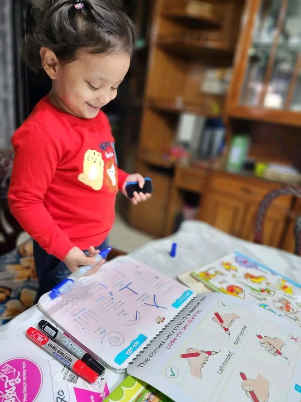 Wipe Activity Magic Book - Image 2